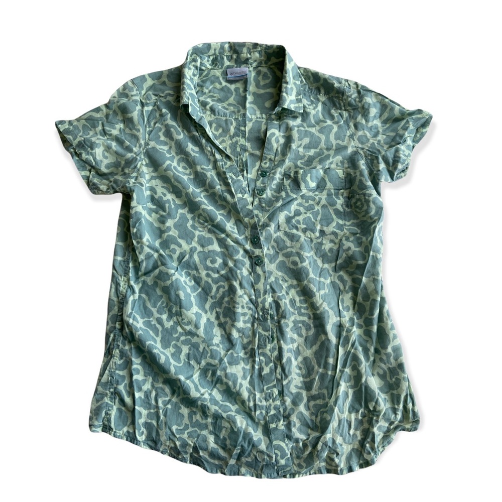 Columbia light weight hiking shirt